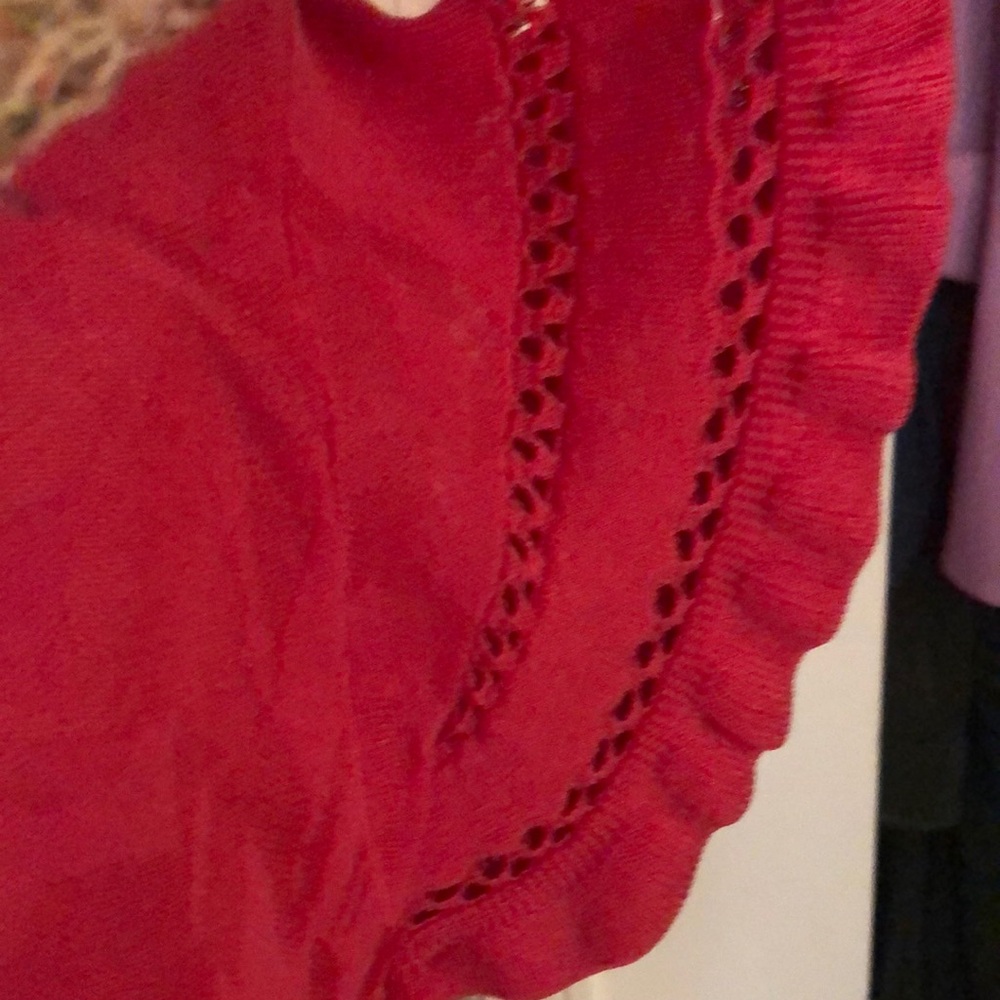 Women's Red Top - Picture 4 of 15